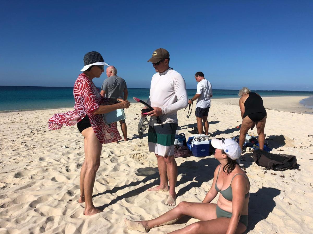 Emayani Beach Lodge Pangani Eksteriør bilde