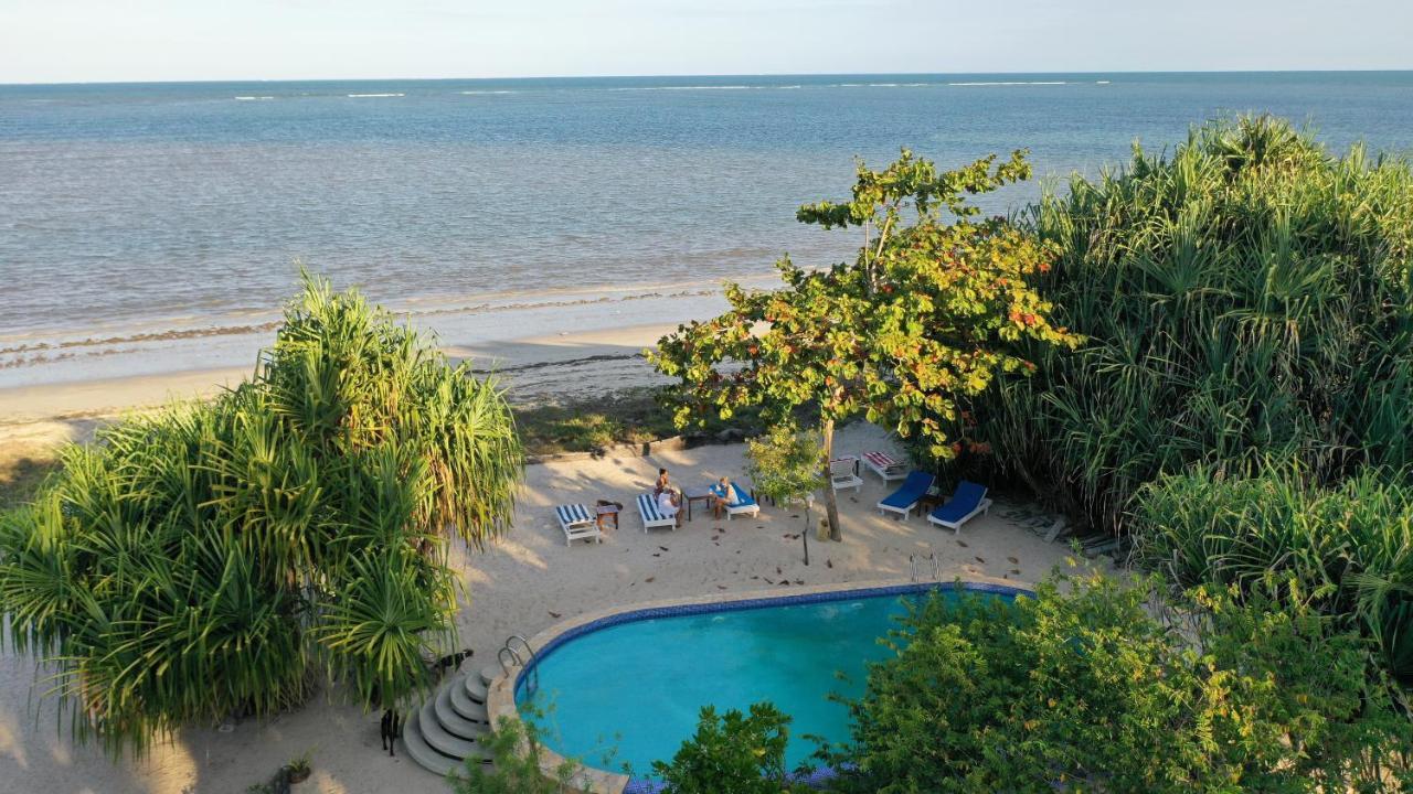 Emayani Beach Lodge Pangani Eksteriør bilde