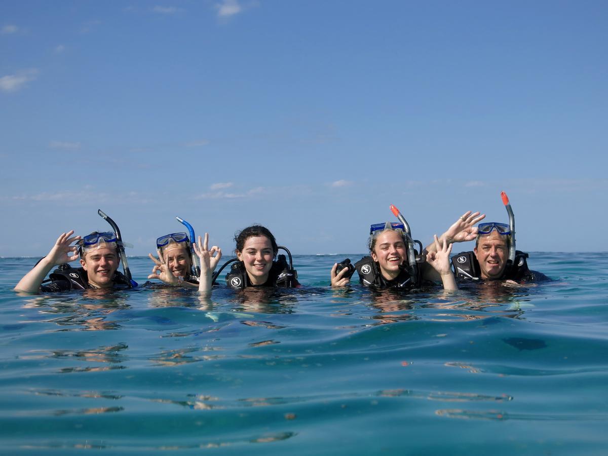 Emayani Beach Lodge Pangani Eksteriør bilde