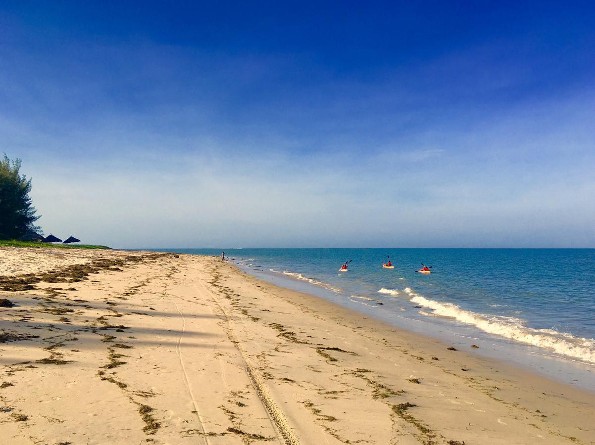 Emayani Beach Lodge Pangani Eksteriør bilde