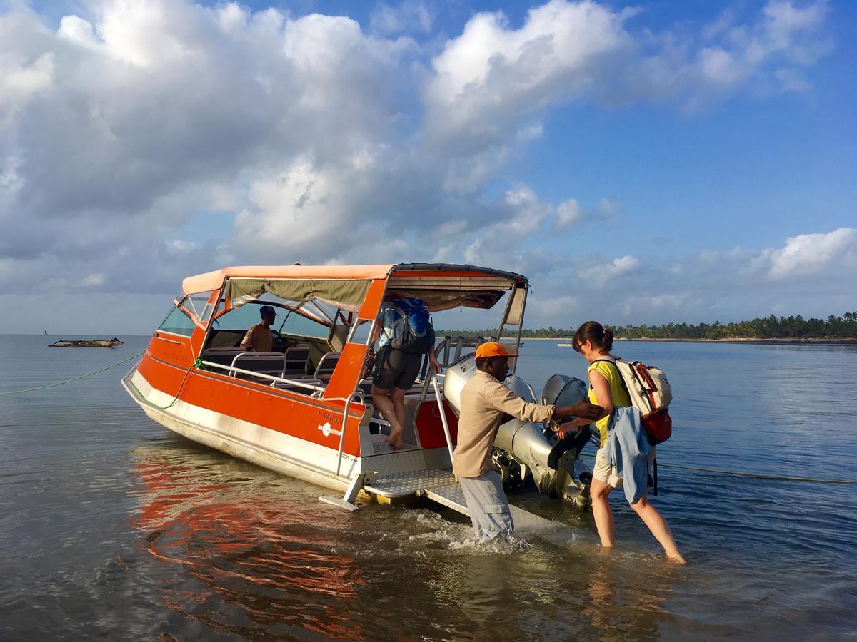 Emayani Beach Lodge Pangani Eksteriør bilde